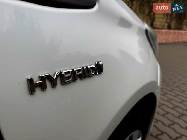 Белый Тойота Ярис, объемом двигателя 1.5 л и пробегом 250 тыс. км за 11900 $, фото 8 на Automoto.ua