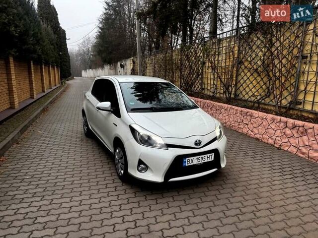 Белый Тойота Ярис, объемом двигателя 1.5 л и пробегом 250 тыс. км за 11900 $, фото 2 на Automoto.ua
