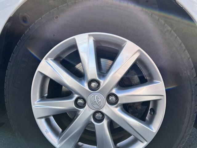 Білий Тойота Яріс, об'ємом двигуна 1.33 л та пробігом 96 тис. км за 11700 $, фото 19 на Automoto.ua