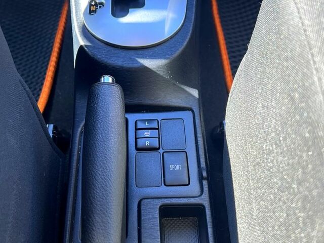 Белый Тойота Ярис, объемом двигателя 1.3 л и пробегом 96 тыс. км за 11700 $, фото 6 на Automoto.ua