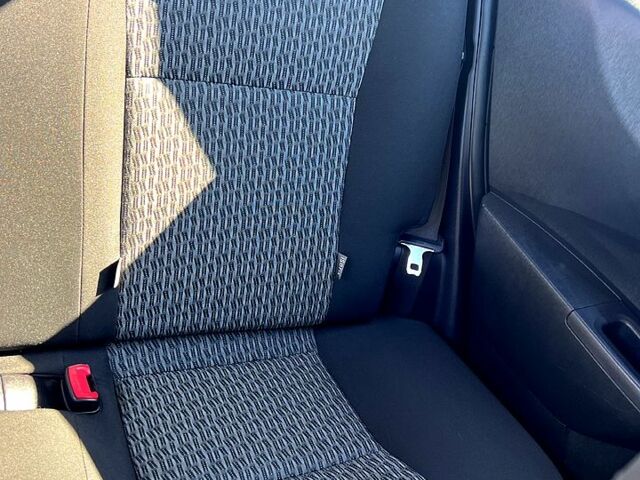 Белый Тойота Ярис, объемом двигателя 1.3 л и пробегом 96 тыс. км за 11700 $, фото 9 на Automoto.ua