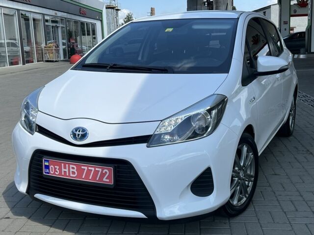 Белый Тойота Ярис, объемом двигателя 1.5 л и пробегом 155 тыс. км за 11700 $, фото 14 на Automoto.ua
