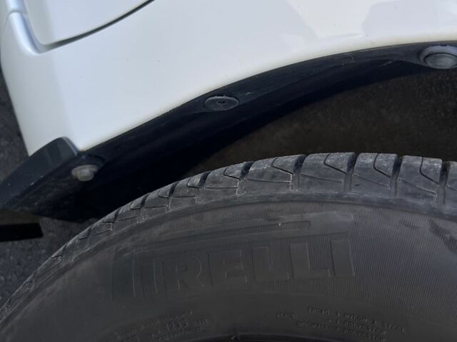 Білий Тойота Яріс, об'ємом двигуна 1.33 л та пробігом 96 тис. км за 11700 $, фото 20 на Automoto.ua