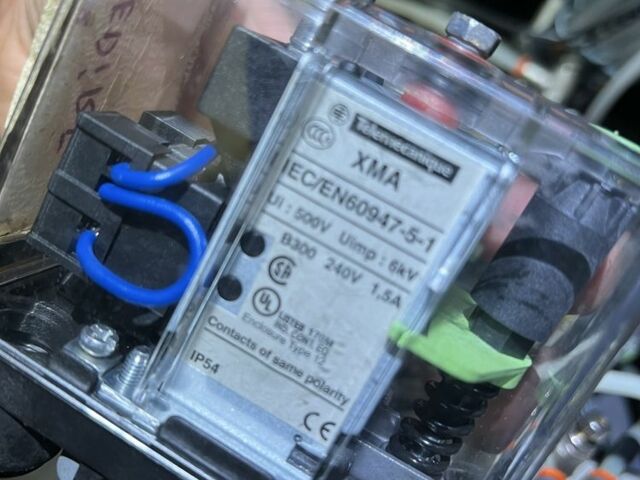 Белый Тойота Ярис, объемом двигателя 1.5 л и пробегом 155 тыс. км за 11700 $, фото 16 на Automoto.ua