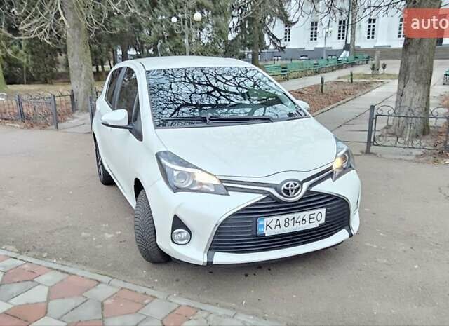 Белый Тойота Ярис, объемом двигателя 1.33 л и пробегом 60 тыс. км за 13000 $, фото 1 на Automoto.ua