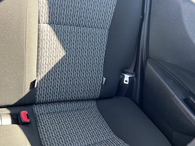 Білий Тойота Яріс, об'ємом двигуна 1.33 л та пробігом 96 тис. км за 11700 $, фото 18 на Automoto.ua