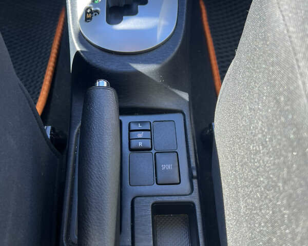 Белый Тойота Ярис, объемом двигателя 1.3 л и пробегом 96 тыс. км за 11700 $, фото 21 на Automoto.ua