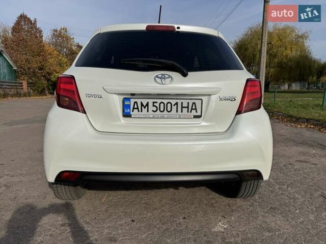 Білий Тойота Яріс, об'ємом двигуна 1.33 л та пробігом 125 тис. км за 12500 $, фото 14 на Automoto.ua
