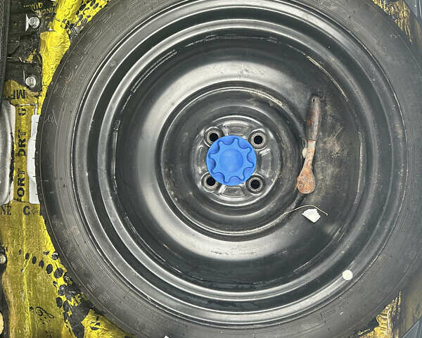 Білий Тойота Яріс, об'ємом двигуна 1.5 л та пробігом 119 тис. км за 10500 $, фото 29 на Automoto.ua