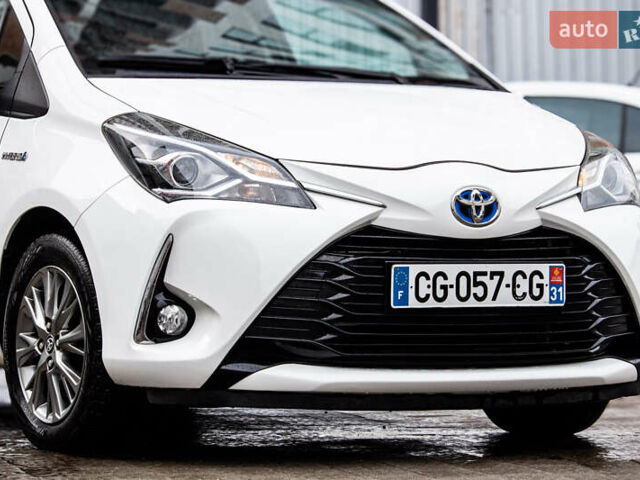 Белый Тойота Ярис, объемом двигателя 1.5 л и пробегом 112 тыс. км за 14900 $, фото 6 на Automoto.ua