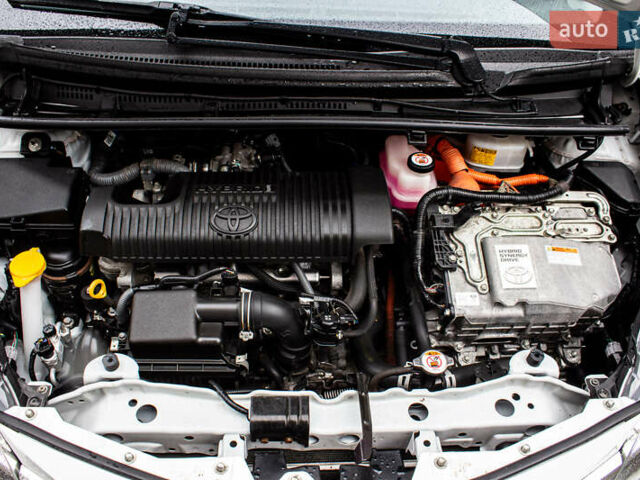 Белый Тойота Ярис, объемом двигателя 1.5 л и пробегом 112 тыс. км за 14900 $, фото 56 на Automoto.ua