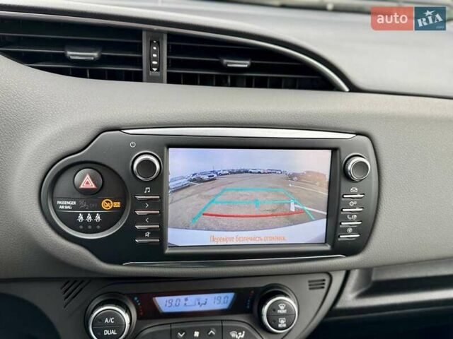 Белый Тойота Ярис, объемом двигателя 1.5 л и пробегом 52 тыс. км за 15400 $, фото 36 на Automoto.ua