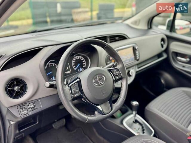 Белый Тойота Ярис, объемом двигателя 1.5 л и пробегом 52 тыс. км за 15400 $, фото 20 на Automoto.ua