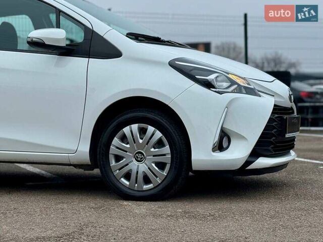 Белый Тойота Ярис, объемом двигателя 1.5 л и пробегом 52 тыс. км за 15400 $, фото 14 на Automoto.ua