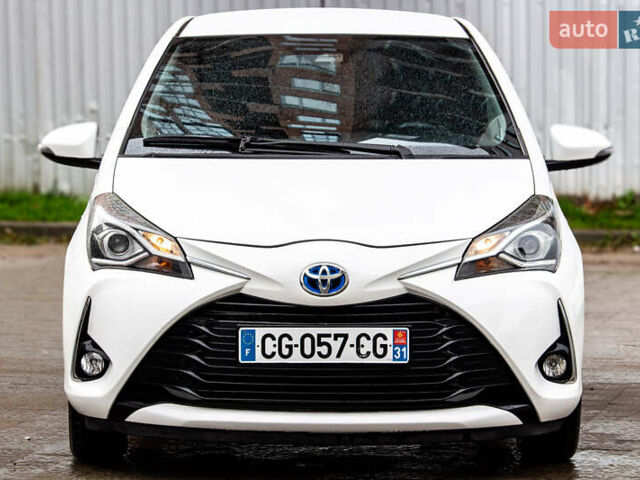 Белый Тойота Ярис, объемом двигателя 1.5 л и пробегом 112 тыс. км за 14900 $, фото 2 на Automoto.ua