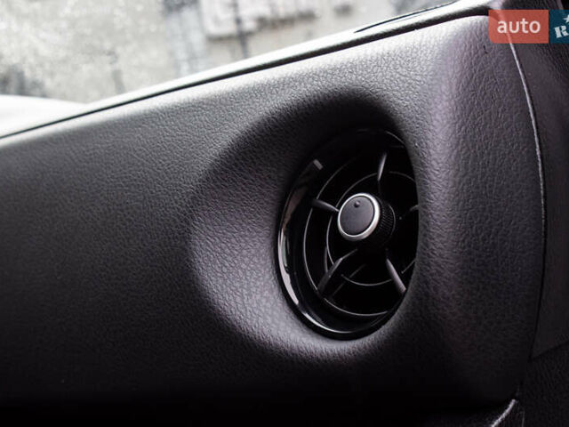 Белый Тойота Ярис, объемом двигателя 1.5 л и пробегом 112 тыс. км за 14900 $, фото 40 на Automoto.ua