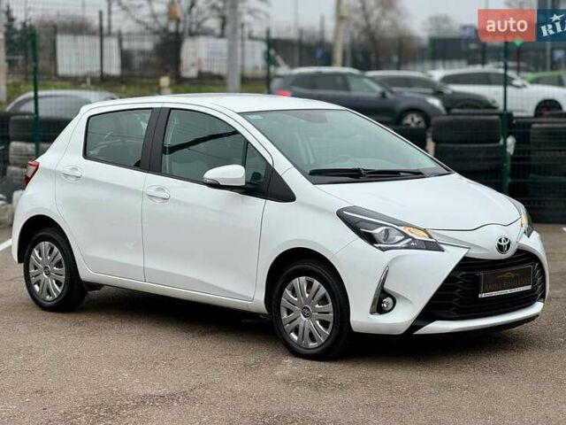 Белый Тойота Ярис, объемом двигателя 1.5 л и пробегом 52 тыс. км за 15400 $, фото 2 на Automoto.ua
