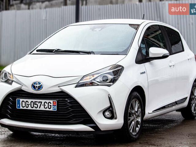 Белый Тойота Ярис, объемом двигателя 1.5 л и пробегом 112 тыс. км за 14900 $, фото 5 на Automoto.ua