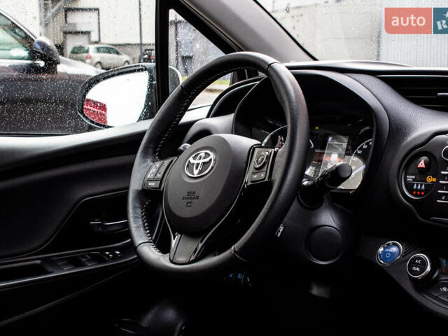 Белый Тойота Ярис, объемом двигателя 1.5 л и пробегом 112 тыс. км за 14900 $, фото 29 на Automoto.ua