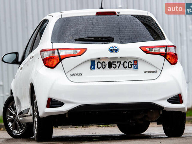 Белый Тойота Ярис, объемом двигателя 1.5 л и пробегом 112 тыс. км за 14900 $, фото 24 на Automoto.ua