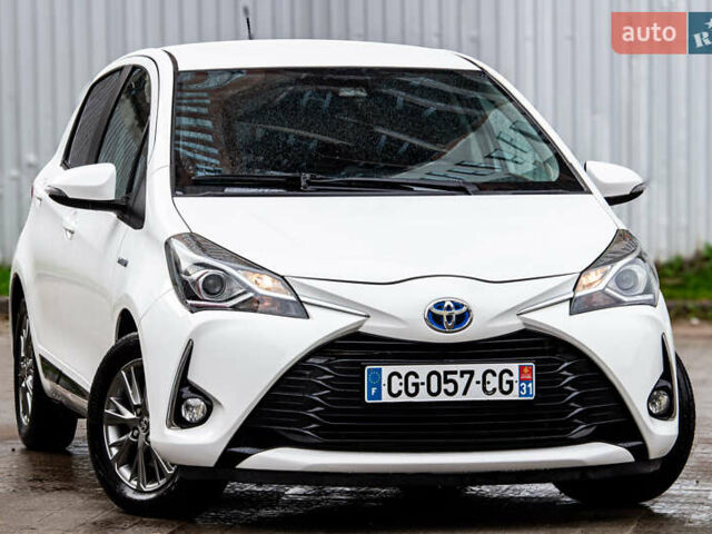 Белый Тойота Ярис, объемом двигателя 1.5 л и пробегом 112 тыс. км за 14900 $, фото 1 на Automoto.ua