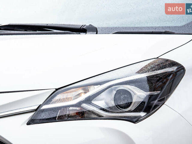 Белый Тойота Ярис, объемом двигателя 1.5 л и пробегом 112 тыс. км за 14900 $, фото 13 на Automoto.ua