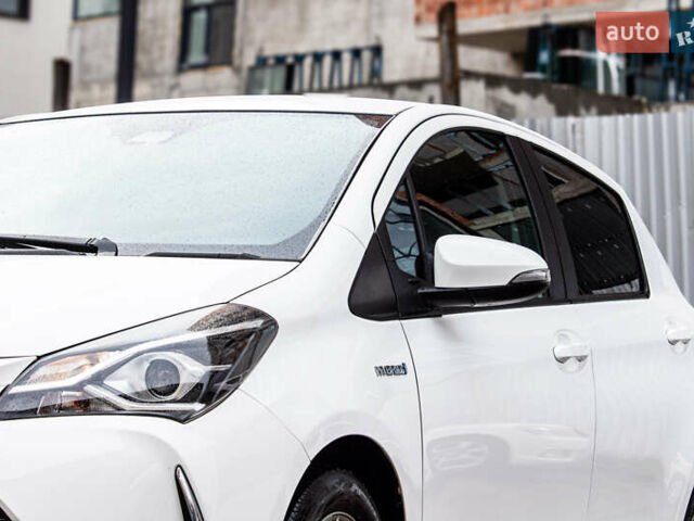 Белый Тойота Ярис, объемом двигателя 1.5 л и пробегом 112 тыс. км за 14900 $, фото 12 на Automoto.ua