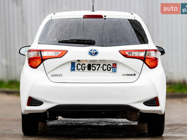 Белый Тойота Ярис, объемом двигателя 1.5 л и пробегом 112 тыс. км за 14900 $, фото 16 на Automoto.ua