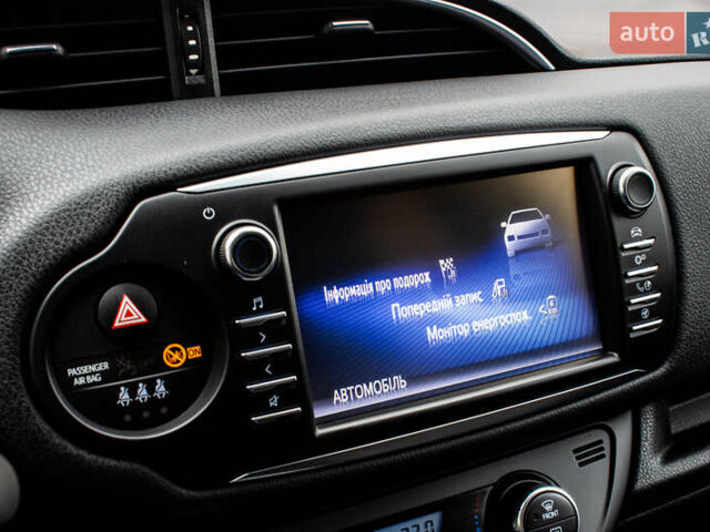 Белый Тойота Ярис, объемом двигателя 1.5 л и пробегом 112 тыс. км за 14900 $, фото 51 на Automoto.ua