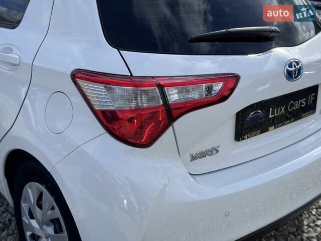Белый Тойота Ярис, объемом двигателя 1.5 л и пробегом 165 тыс. км за 14990 $, фото 10 на Automoto.ua