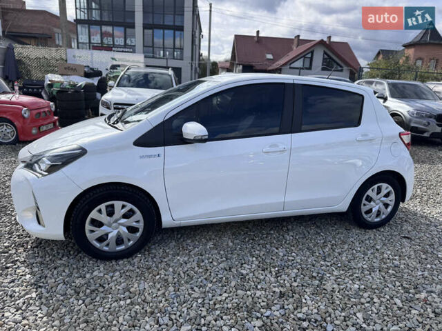 Белый Тойота Ярис, объемом двигателя 1.5 л и пробегом 165 тыс. км за 14990 $, фото 5 на Automoto.ua