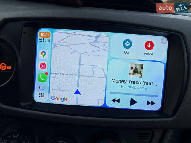 Білий Тойота Яріс, об'ємом двигуна 1 л та пробігом 60 тис. км за 10600 $, фото 8 на Automoto.ua