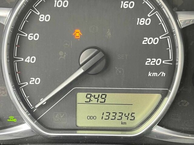 Белый Тойота Ярис, объемом двигателя 1.5 л и пробегом 130 тыс. км за 16900 $, фото 16 на Automoto.ua