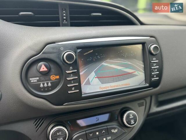 Белый Тойота Ярис, объемом двигателя 1.5 л и пробегом 155 тыс. км за 16500 $, фото 28 на Automoto.ua