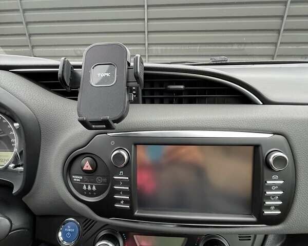 Білий Тойота Яріс, об'ємом двигуна 1.5 л та пробігом 130 тис. км за 16900 $, фото 7 на Automoto.ua