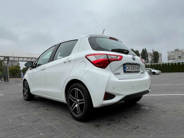 Белый Тойота Ярис, объемом двигателя 1.5 л и пробегом 130 тыс. км за 16900 $, фото 5 на Automoto.ua