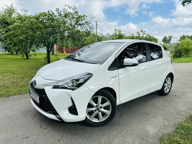 Белый Тойота Ярис, объемом двигателя 1.5 л и пробегом 37 тыс. км за 14900 $, фото 4 на Automoto.ua