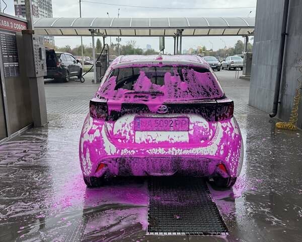 Тойота Ярис 2021 в Киеве на Automoto.ua Белый Тойота Ярис, объемом двигателя 1.49 л и пробегом 39 тыс. км за 17199 $, фото 9 на Automoto.ua