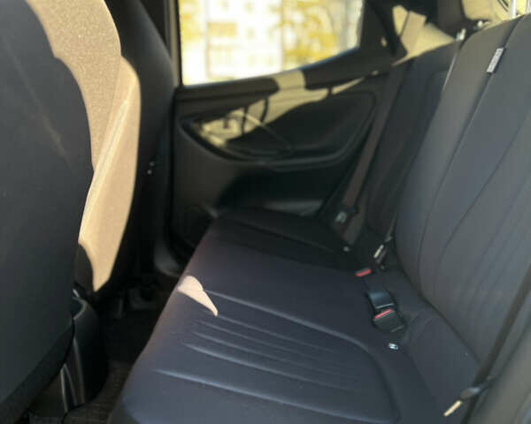 Білий Тойота Яріс, об'ємом двигуна 1.49 л та пробігом 39 тис. км за 17999 $, фото 25 на Automoto.ua