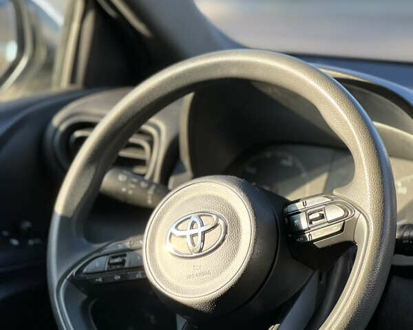 Білий Тойота Яріс, об'ємом двигуна 1.49 л та пробігом 39 тис. км за 17999 $, фото 15 на Automoto.ua