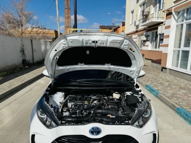 Белый Тойота Ярис, объемом двигателя 1.5 л и пробегом 11 тыс. км за 17900 $, фото 13 на Automoto.ua