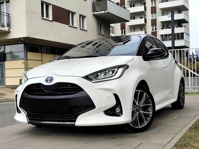 Белый Тойота Ярис, объемом двигателя 1.5 л и пробегом 26 тыс. км за 5000 $, фото 1 на Automoto.ua