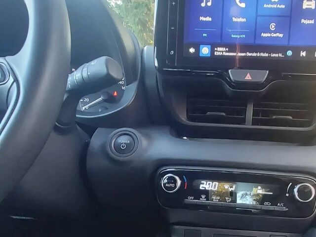 Белый Тойота Ярис, объемом двигателя 1.5 л и пробегом 17 тыс. км за 21000 $, фото 12 на Automoto.ua