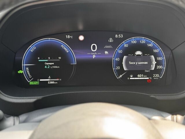 Тойота Яріс 2024 у Полтаві на Automoto.ua Білий Тойота Яріс, об'ємом двигуна 1.5 л та пробігом 8 тис. км за 33850 $, фото 5 на Automoto.ua