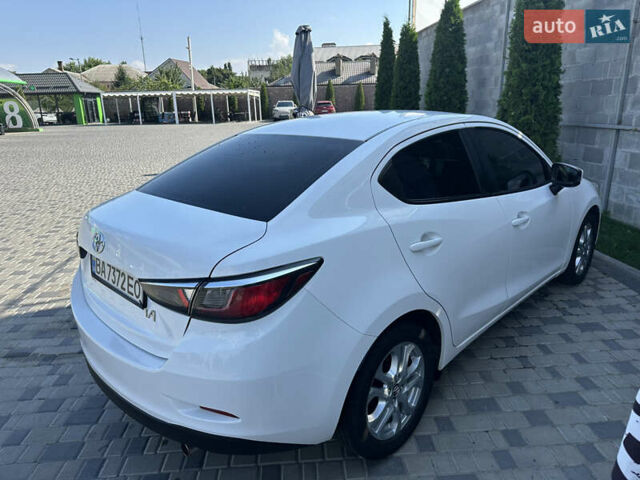Белый Тойота Ярис, объемом двигателя 1.5 л и пробегом 131 тыс. км за 11800 $, фото 2 на Automoto.ua