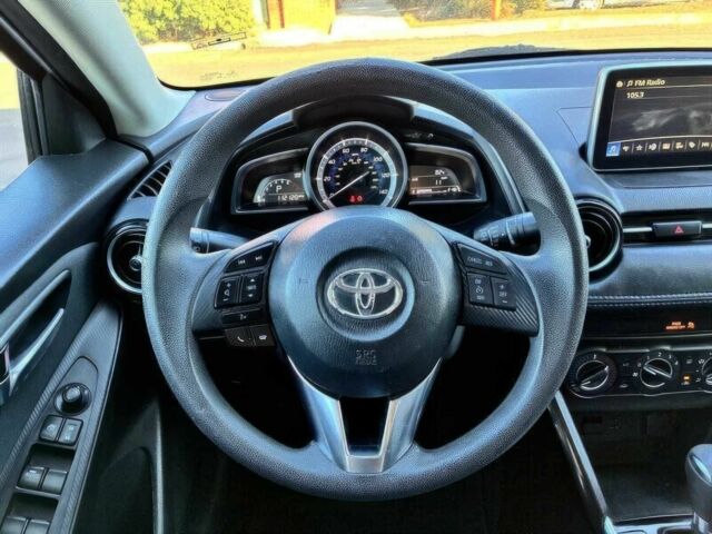 Белый Тойота Ярис, объемом двигателя 1.5 л и пробегом 48 тыс. км за 2500 $, фото 8 на Automoto.ua