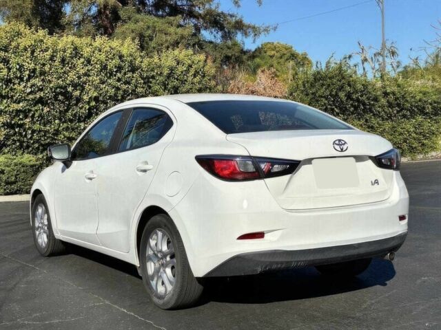 Белый Тойота Ярис, объемом двигателя 1.5 л и пробегом 48 тыс. км за 2500 $, фото 5 на Automoto.ua