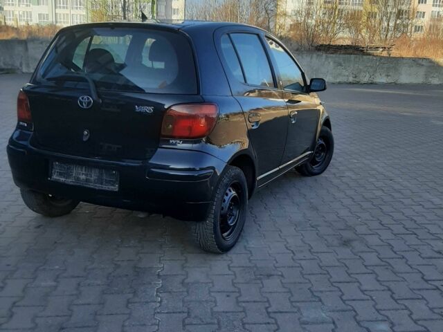 Чорний Тойота Яріс, об'ємом двигуна 1 л та пробігом 190 тис. км за 3950 $, фото 4 на Automoto.ua