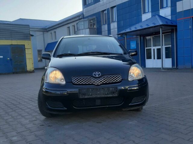 Чорний Тойота Яріс, об'ємом двигуна 1 л та пробігом 190 тис. км за 3950 $, фото 1 на Automoto.ua