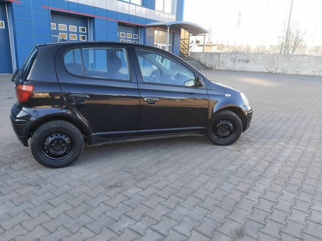 Чорний Тойота Яріс, об'ємом двигуна 1 л та пробігом 190 тис. км за 3950 $, фото 3 на Automoto.ua